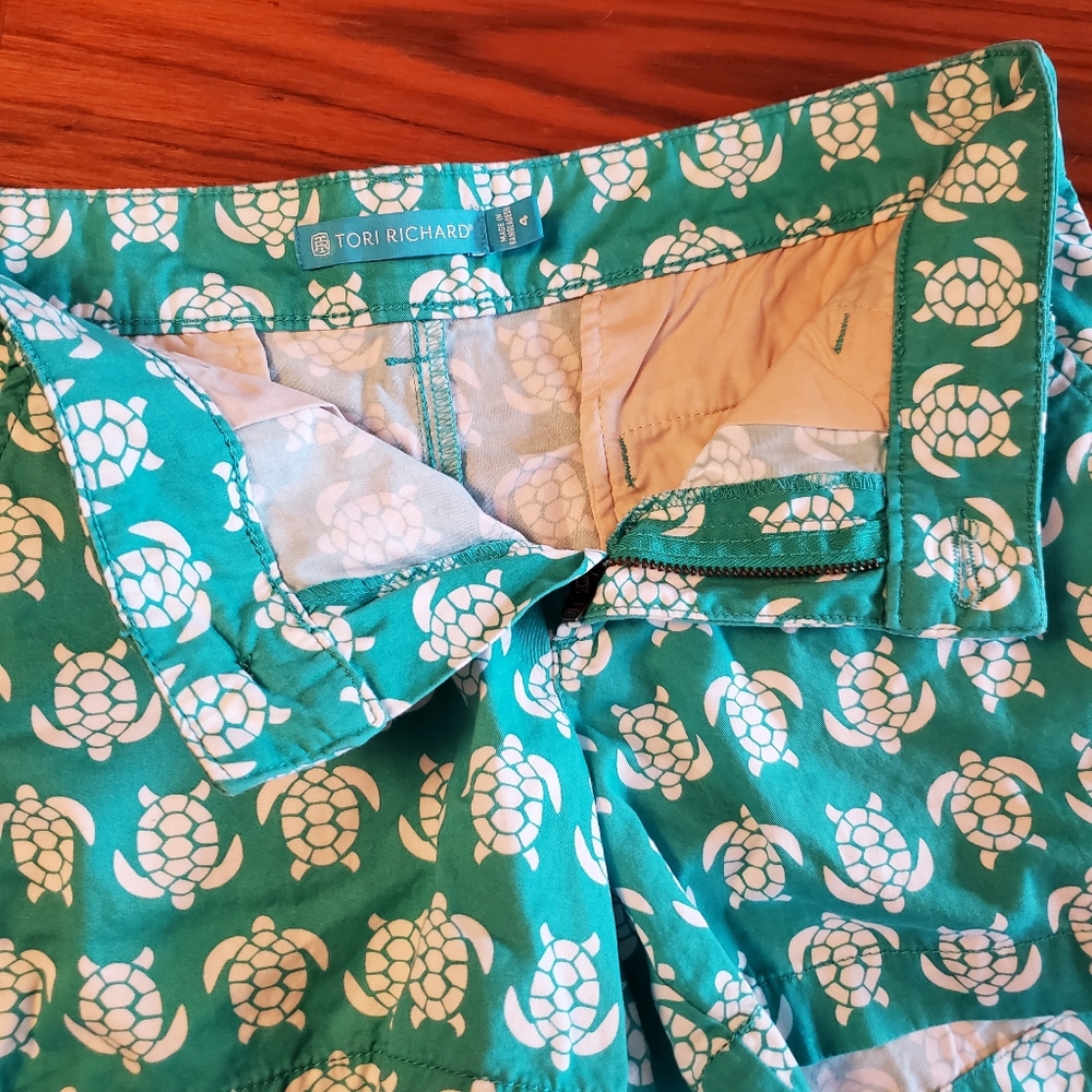 Tori Richard Honolulu honu turtle delight Sadie shorts 4 - Picture 4 of 8